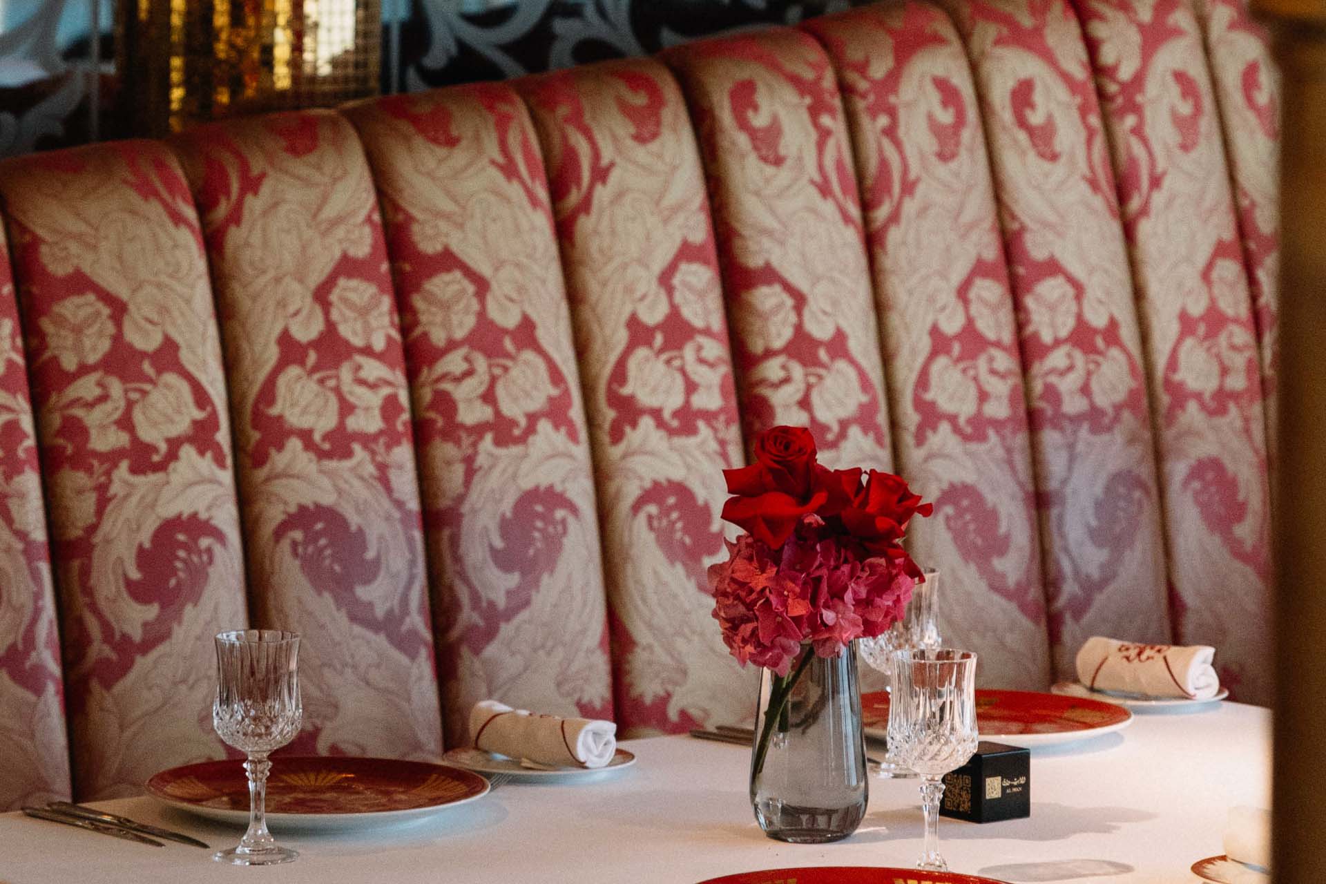 Elegant table setting at Al Iwan Top Restaurants in Dubai