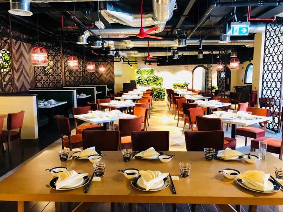 Private Cabana Dining at Kim's Singapore Seafood Top Restaurants in Dubai