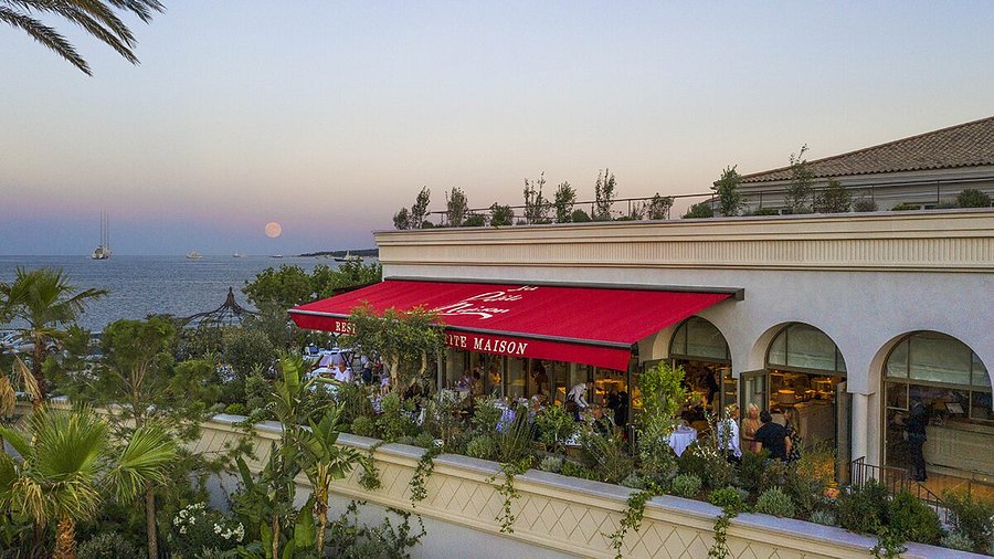 Chic Parisian bistro style of Le Petit Maison Top Restaurants in Dubai