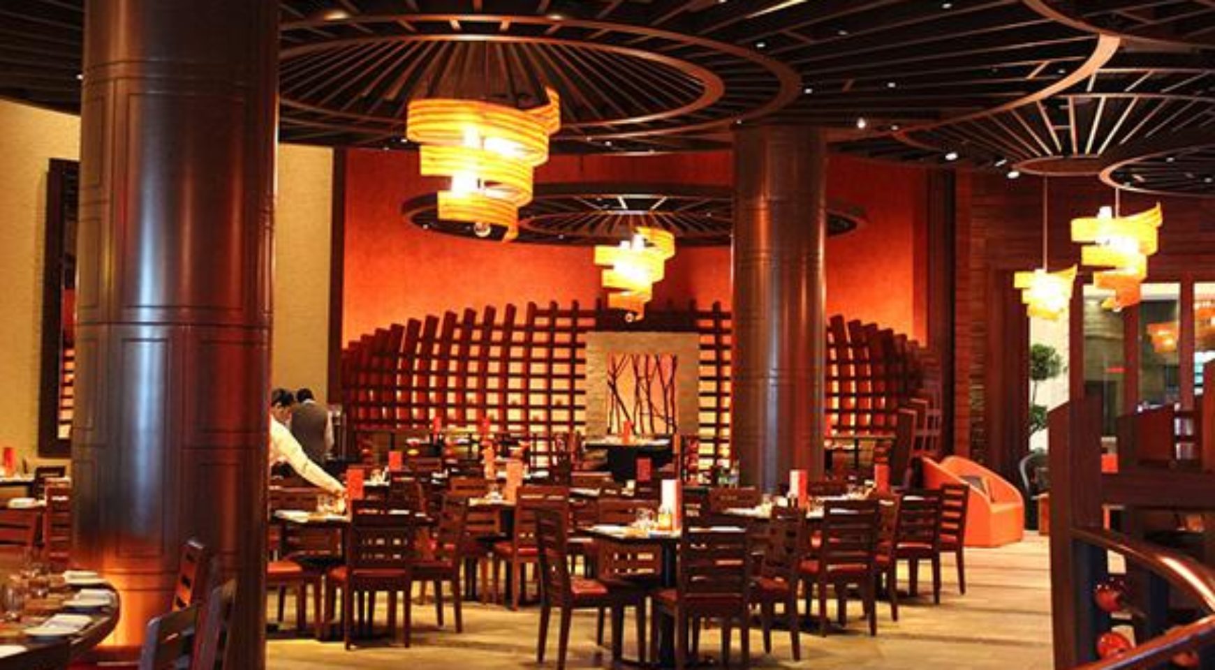 Ronda Locatelli elegant dining area Top Restaurants in Dubai